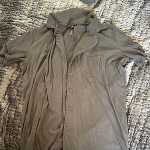 SKIMS Short Sleeve Button-Up Shirt